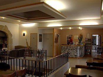 Les Chemins Francis - Modern Hotel Bagnols-les-Bains Екстериор снимка